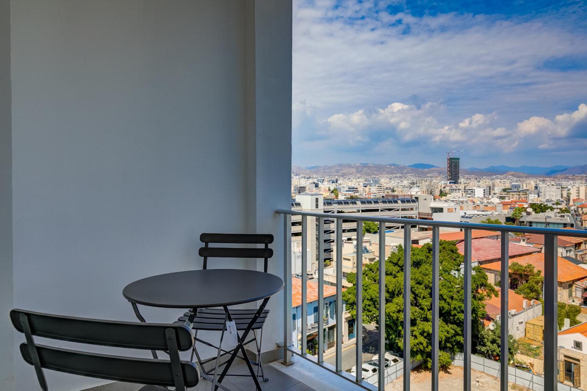Steps From The Sea, Downtown, Balcony - Prokymea 74 Apartment