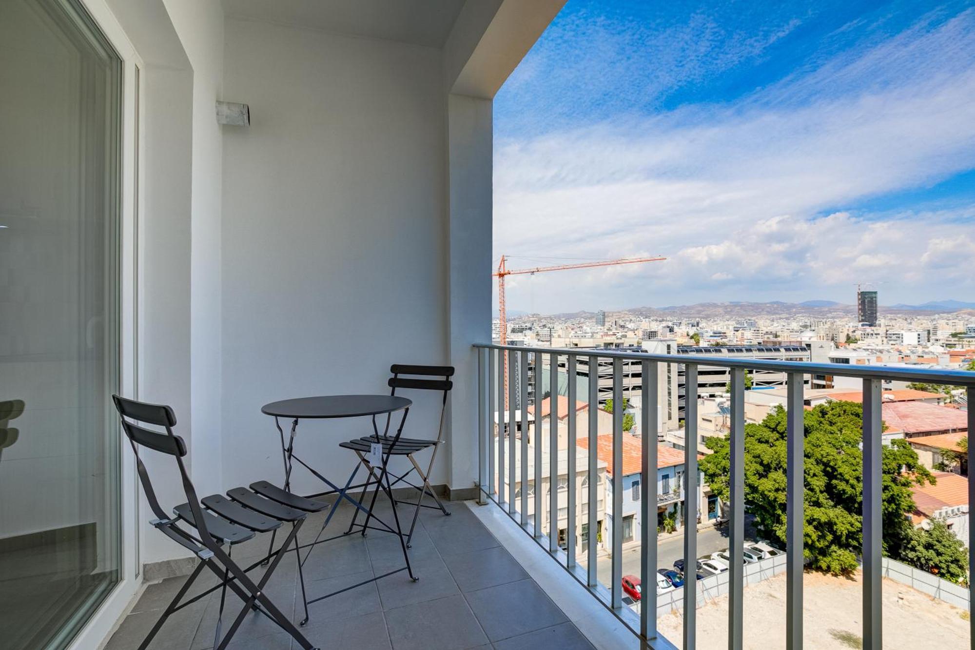Steps From The Sea, Downtown, Balcony - Prokymea 74 Apartment Limassol